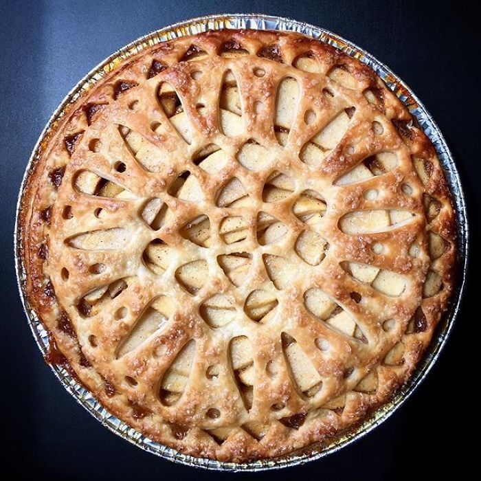 This Woman Takes Pie Baking To Another Level (News Pics)
