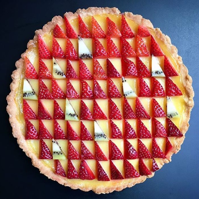 This Woman Takes Pie Baking To Another Level (News Pics)