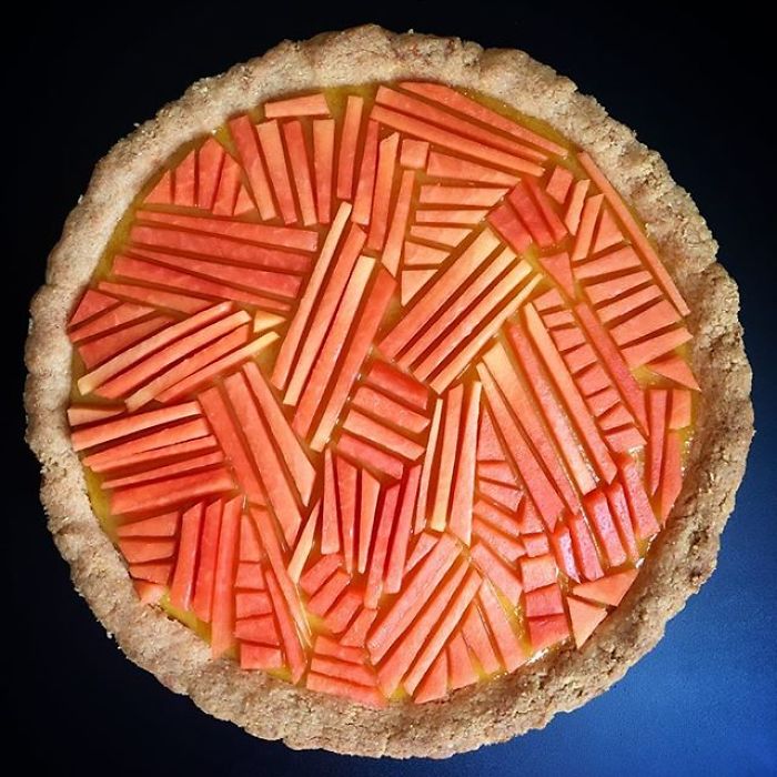 This Woman Takes Pie Baking To Another Level (News Pics)