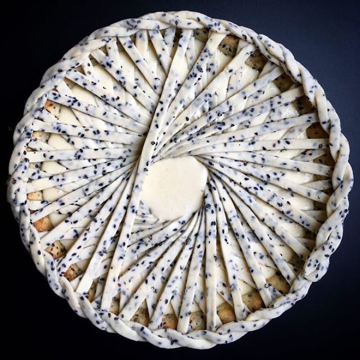 This Woman Takes Pie Baking To Another Level (News Pics)