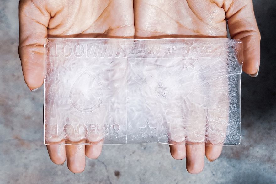 I Turned Water Into Banknotes And Gold Bars To Raise Awareness About Our Most Valuable Resource