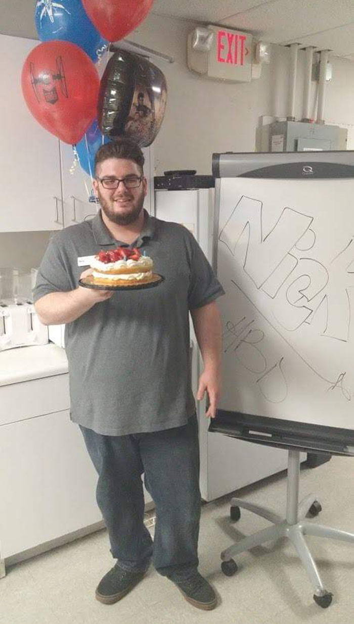 After Neglecting My Body For 10 Years, I Started Making Small Changes And Went From 300lbs To 150lbs After Neglecting My Body For 10 Years, I Started Making Small Changes And Went From 300lbs To 150lbs