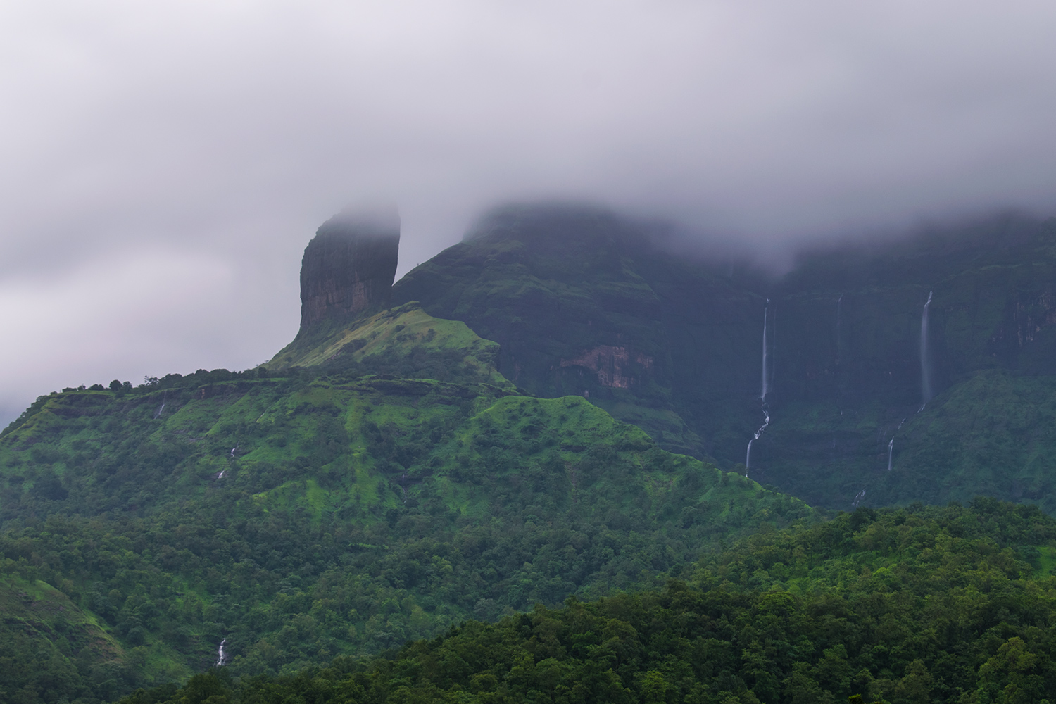 10 Reasons To Visit Malshej Ghat