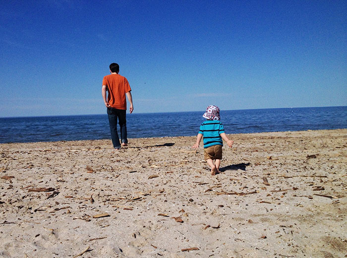 Guy Blames His Ex For Not Taking Care Of Their Child, Gets Destroyed With Words