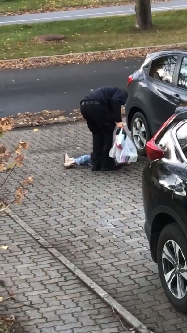 Mom Can&rsquo;t Hold Back Laughter Filming Dad Carry Their Stubborn Child Inside Like A Duffle Bag