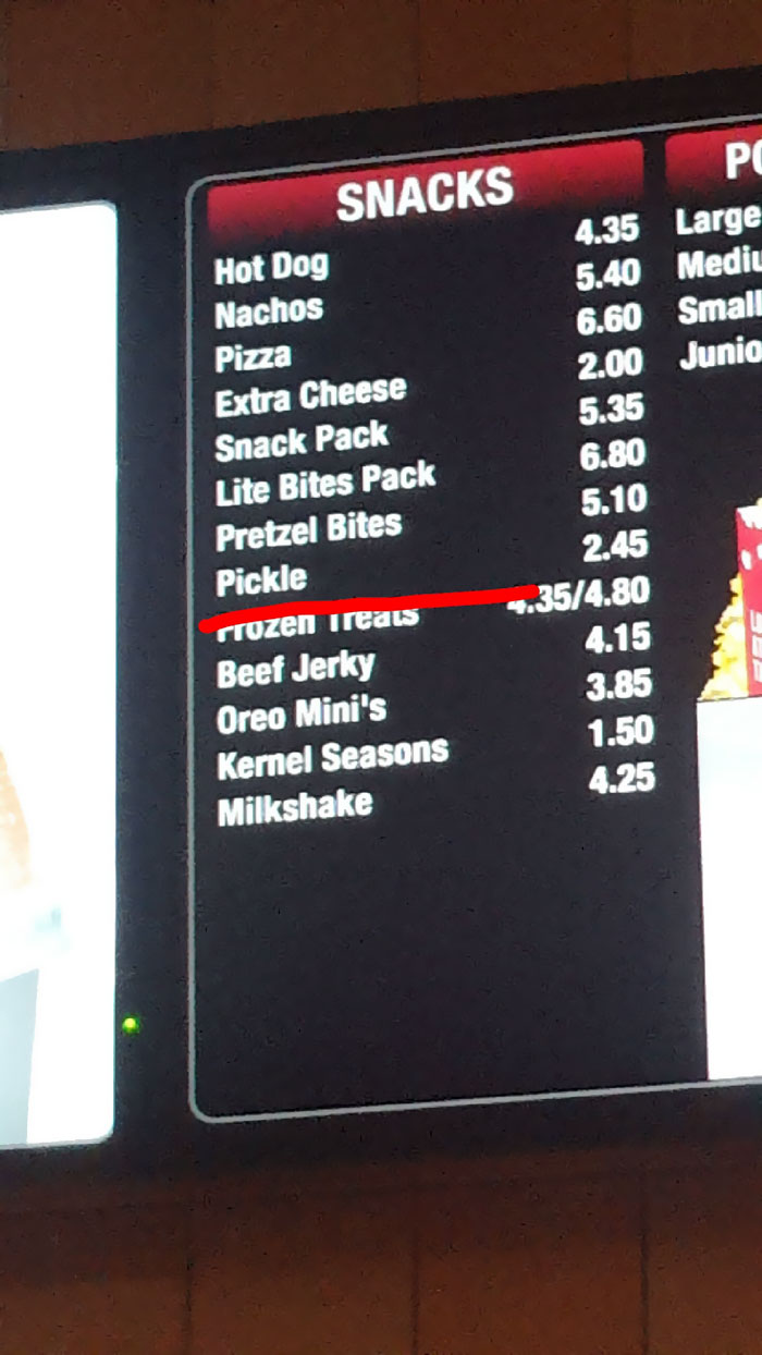 Turns Out That Texans Had No Idea No One Else Eats Pickles At Movie Theaters And It's Hilarious