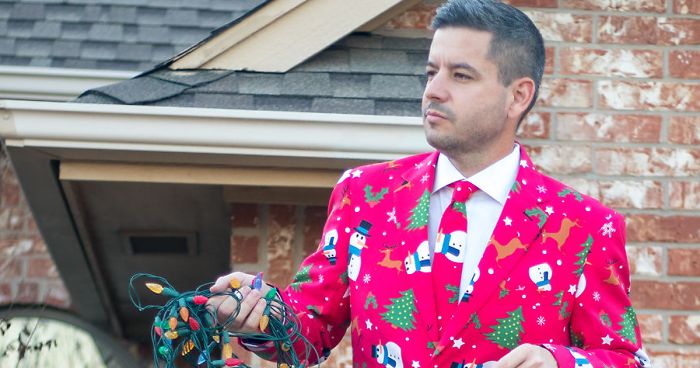 My Wife Wanted To Spread Some Laughs By Taking Ugly Christmas Photos Of Me, I Took It To Next Level