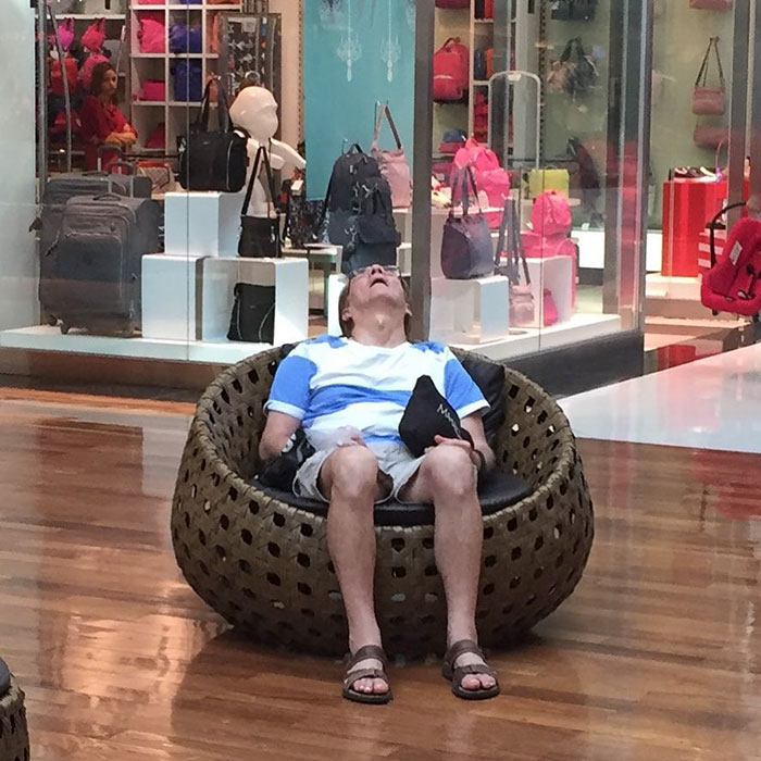 Funny-Miserable-Men-Shopping-Photos