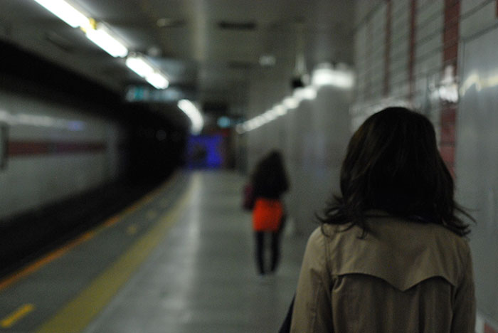 Woman Shares How She Was Saved By A Stranger On A Subway Woman Shares How She Was Saved By A Stranger On A Subway