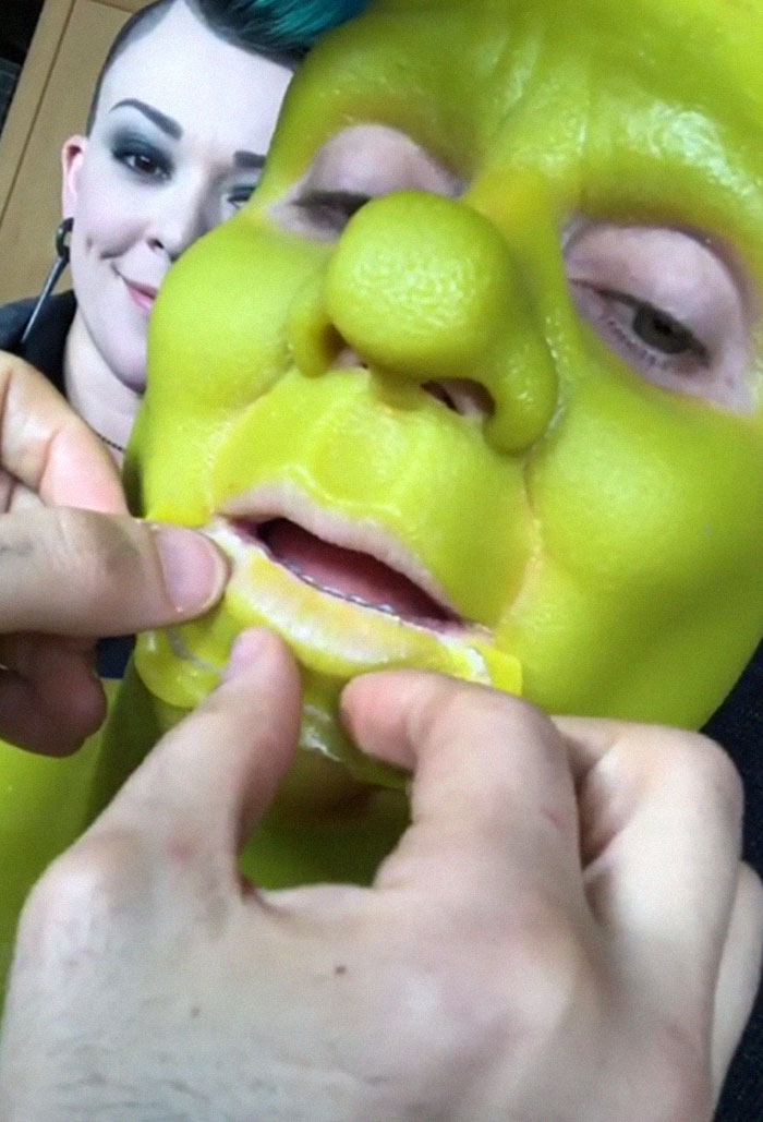 Heidi Klum Finally Reveals This Year’s Costume, Proves She’s The Queen Of Halloween Once More Heidi Klum Finally Reveals This Year’s Costume, Proves She’s The Queen Of Halloween Once More