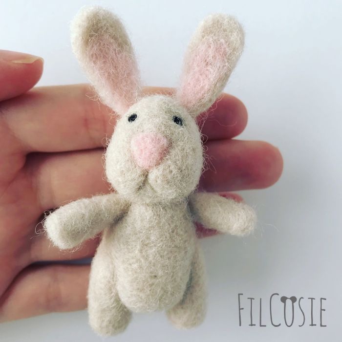 I Create Mini Figurines Out Of Felt