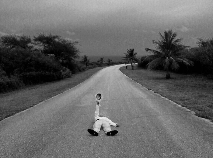 21 Minimalist Photos By BTS’s V