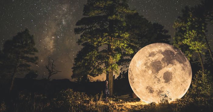 I Am A Selenophile That Expresses His Love To The Moon Through Art