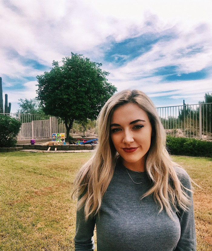 Girl Remembers Why Her Parents Hate Her - Once She Hit Someone's Car And Pretended To Be Dead Girl Remembers Why Her Parents Hate Her - Once She Hit Someone's Car And Pretended To Be Dead