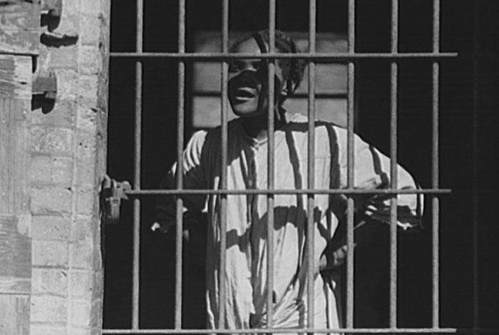 8 Completely Healthy People Tried To Find Out How Easy It Is To Get Admitted To A Psychiatric Asylum, Only To Realize How Hard It Is To Get Out