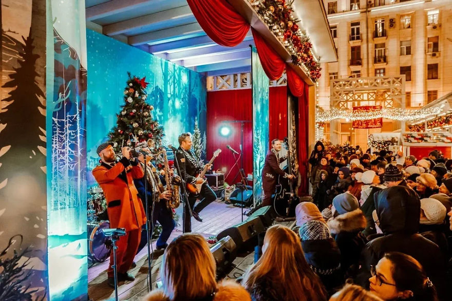 Winter Fairy Tale To Remember: Moscow&rsquo;s Journey To Christmas Festival