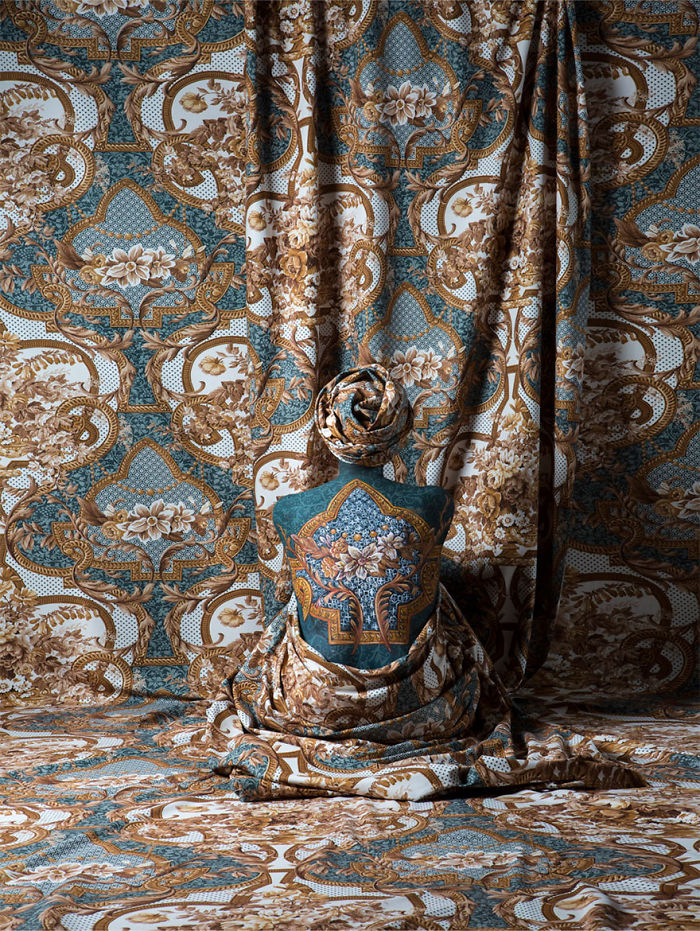 Meet Cecilia Paredes, The Artist Who As A Chameleon Mixes With Her Works