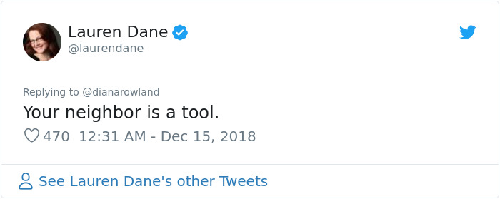 Neighbors Are Saying This Woman's Christmas Dragon Decorations Are Inappropriate, So She 'Fixes' It Neighbors Are Saying This Woman's Christmas Dragon Decorations Are Inappropriate, So She 'Fixes' It