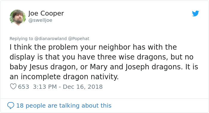 Neighbors Are Saying This Woman's Christmas Dragon Decorations Are Inappropriate, So She 'Fixes' It