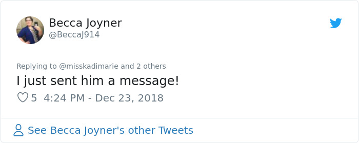 Husband Carries A Sign At Target To Find His Wife A Kidney Donor And People Respond Husband Carries A Sign At Target To Find His Wife A Kidney Donor And People Respond