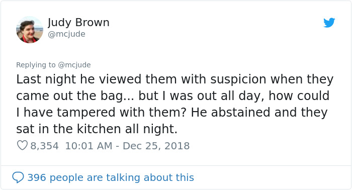 This Dad Thought He Wouldn't Fall For His Daughter's Christmas Prank Again, But His Daughter Is An Evil Genius This Dad Thought He Wouldn't Fall For His Daughter's Christmas Prank Again, But His Daughter Is An Evil Genius