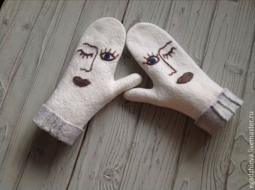 Absolutely Tame: Forest Animals And Other Characters Of Cosy Felted Mittens