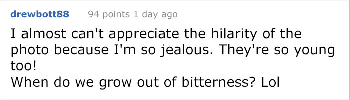 This Family Started Doing 'Real Life' Christmas Cards 5 Years Ago And They Get Crazier As The Kids Grow Up This Family Started Doing 'Real Life' Christmas Cards 5 Years Ago And They Get Crazier As The Kids Grow Up