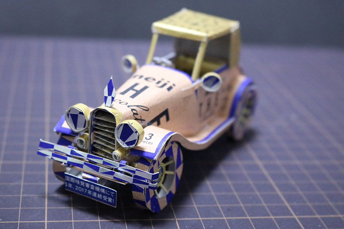 Japanese Artist Turns Product Packaging Into Amazing Art (12 Pics) Japanese Artist Turns Product Packaging Into Amazing Art (12 Pics)