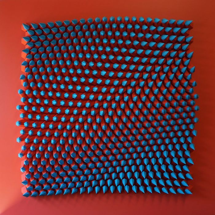 The Way This Engineer Turns Simple Sheets Of Paper Into Geometric Art Is Amazingly Satisfying (30 Pics) The Way This Engineer Turns Simple Sheets Of Paper Into Geometric Art Is Amazingly Satisfying (30 Pics)