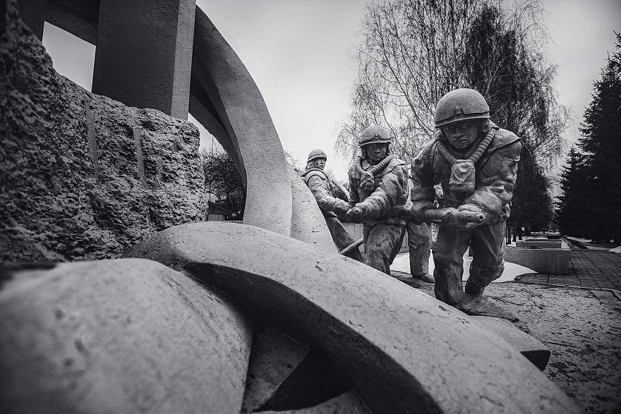 I Photographed Abandoned Cities Of Chernobyl & Pripyat