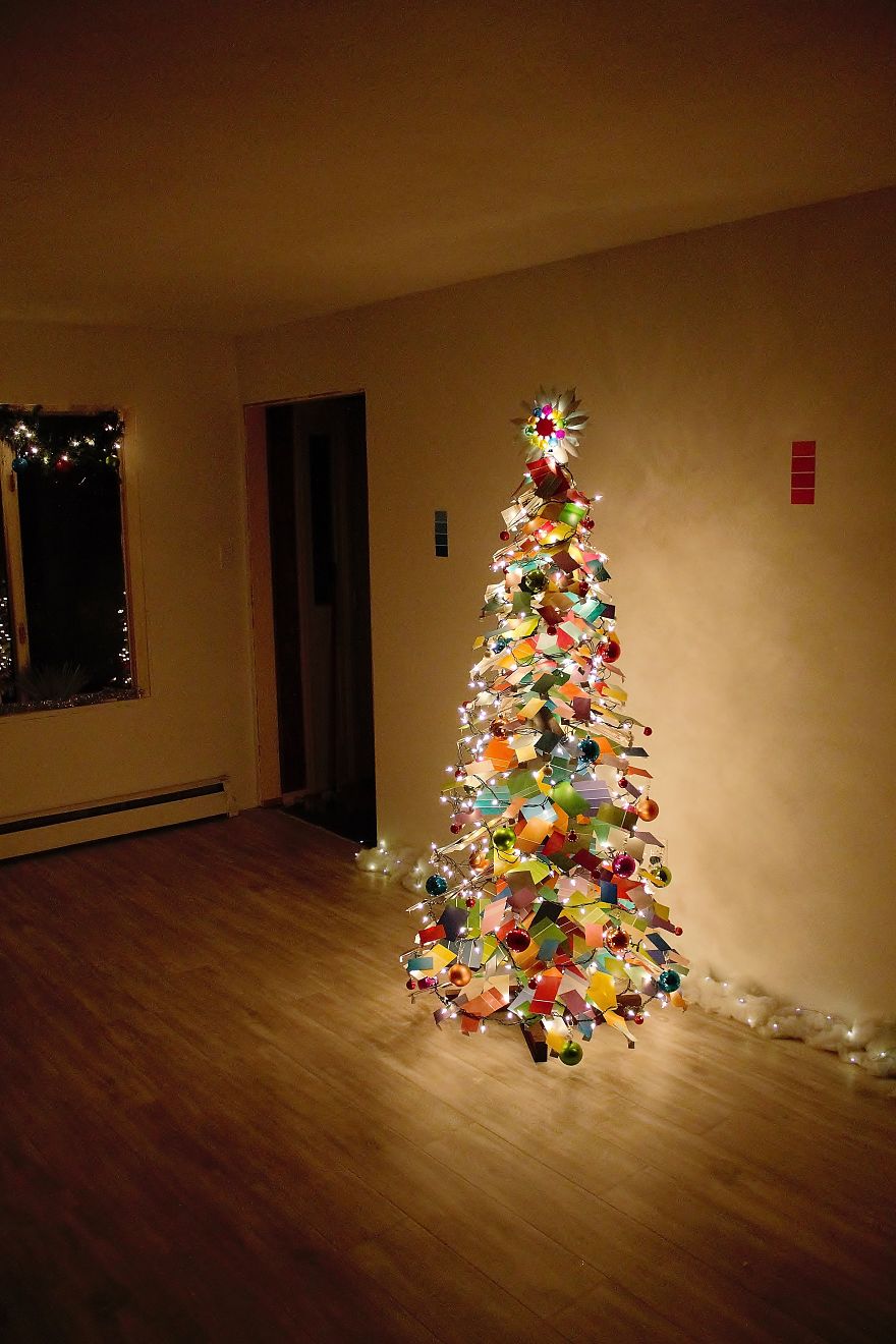 We Made An Unconventional Christmas Tree From A Stack Of Paint Samples And Some Old Blinds