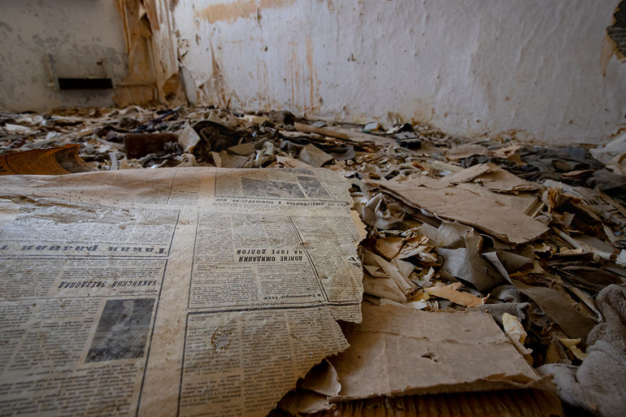 I Photographed Abandoned Soviet Towns And Factories In Kyrgyzstan