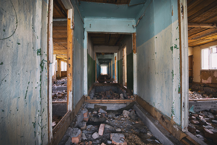 I Photographed Abandoned Soviet Towns And Factories In Kyrgyzstan I Photographed Abandoned Soviet Towns And Factories In Kyrgyzstan