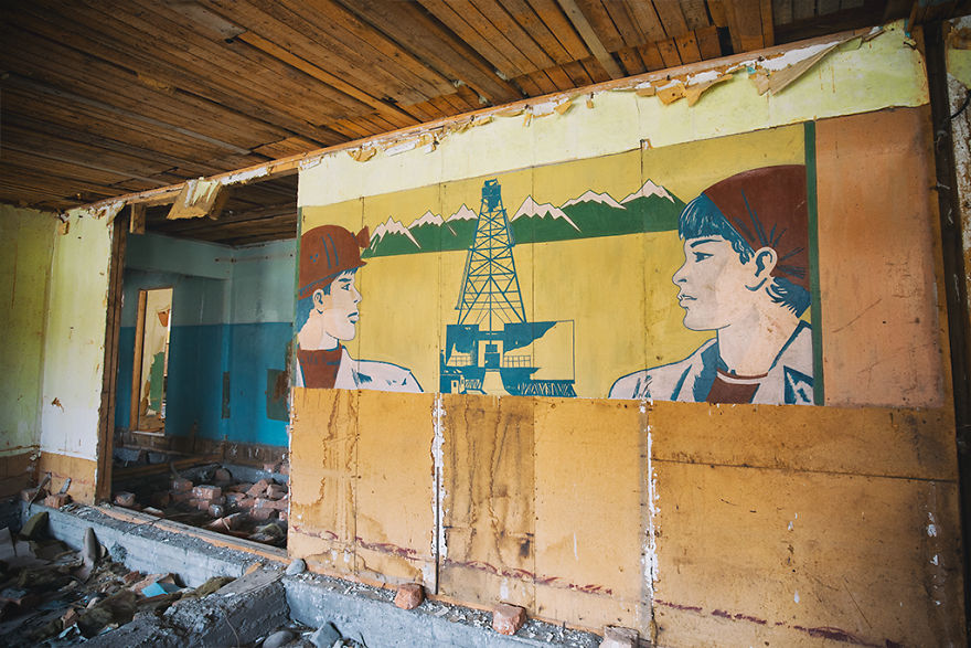 I Photographed Abandoned Soviet Towns And Factories In Kyrgyzstan