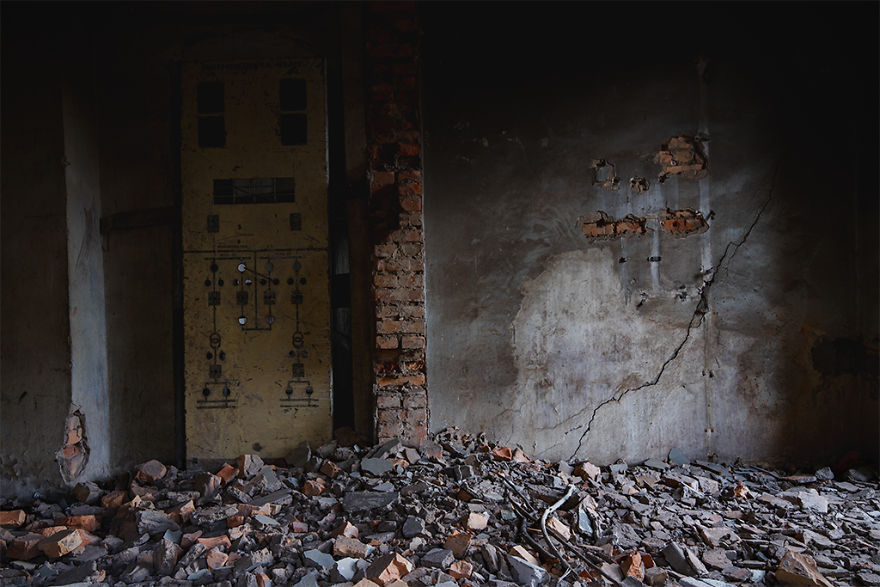 I Photographed Abandoned Soviet Towns And Factories In Kyrgyzstan I Photographed Abandoned Soviet Towns And Factories In Kyrgyzstan