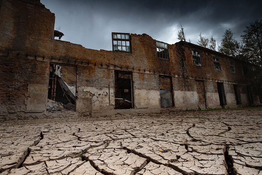 I Photographed Abandoned Soviet Towns And Factories In Kyrgyzstan
