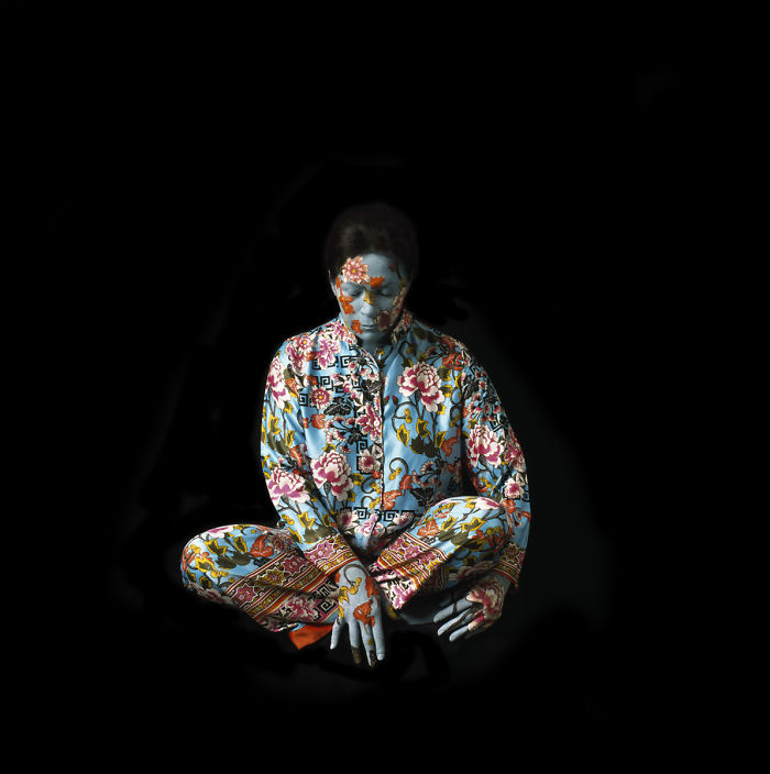 Meet Cecilia Paredes, The Artist Who As A Chameleon Mixes With Her Works