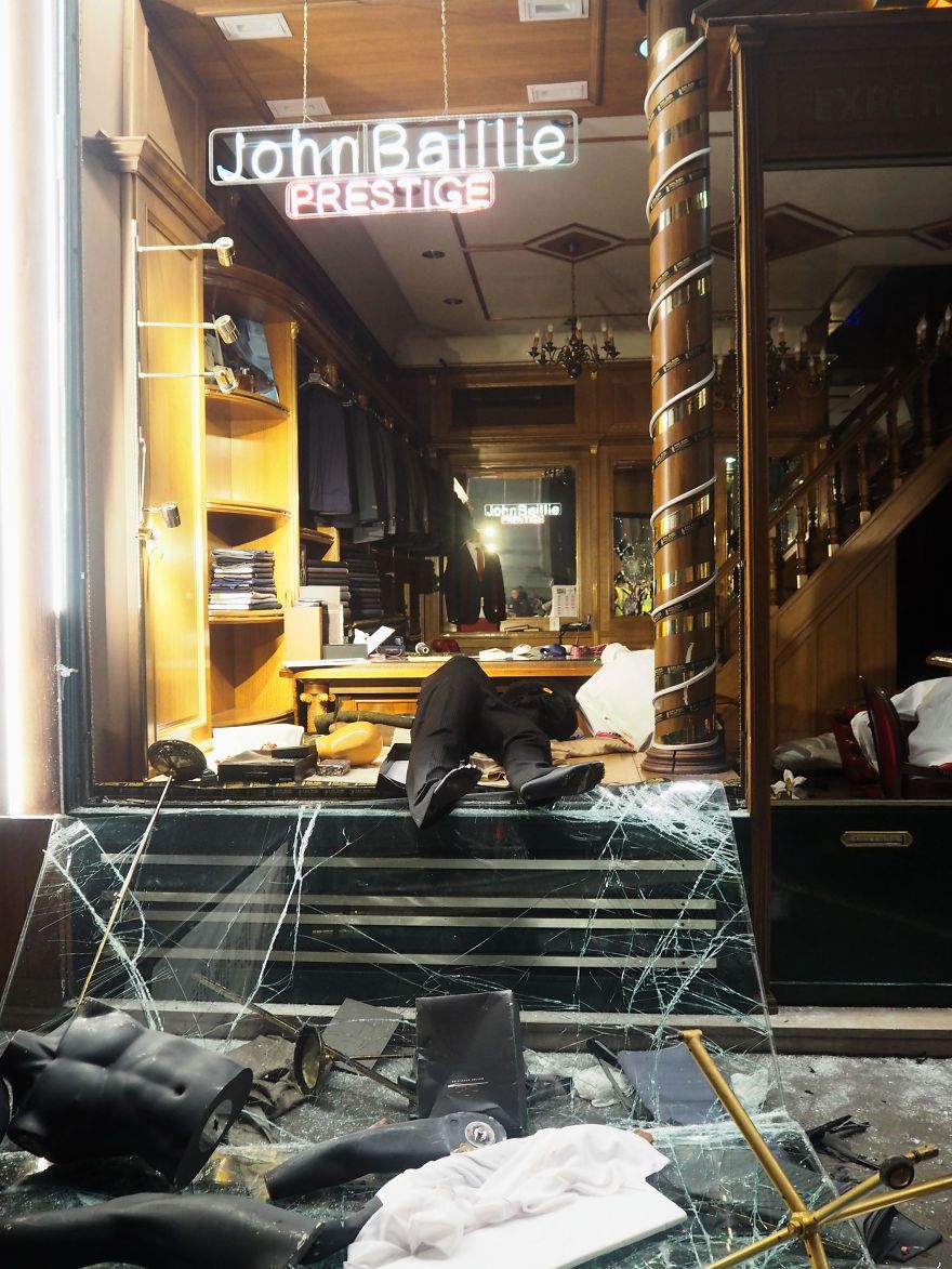 How The 'Yellow Vests' (Gilets Jaunes) Movement Destroyed A 135 Year Old Tailor Shop In Paris, France.