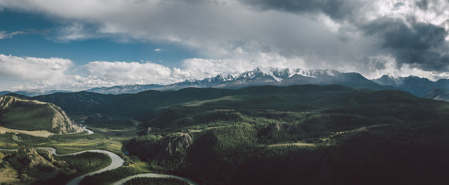 We Sold Everything And Moved Into An Old Truck To Travel And Show Our 4-Year-Old Son The Beauty Of Our Planet We Sold Everything And Moved Into An Old Truck To Travel And Show Our 4-Year-Old Son The Beauty Of Our Planet