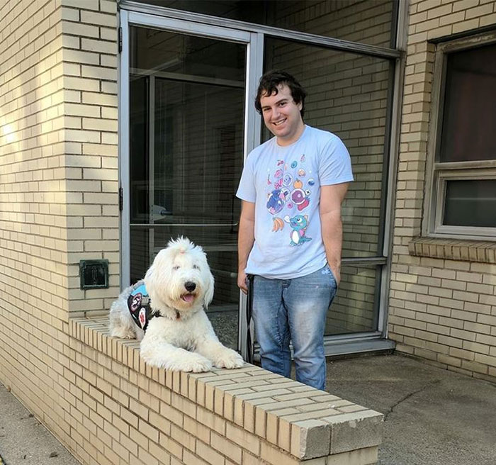 'Entitled' Mom Asks If Her Child Can Pet Service Dogs, Can't Take "No" For An Answer 'Entitled' Mom Asks If Her Child Can Pet Service Dogs, Can't Take "No" For An Answer