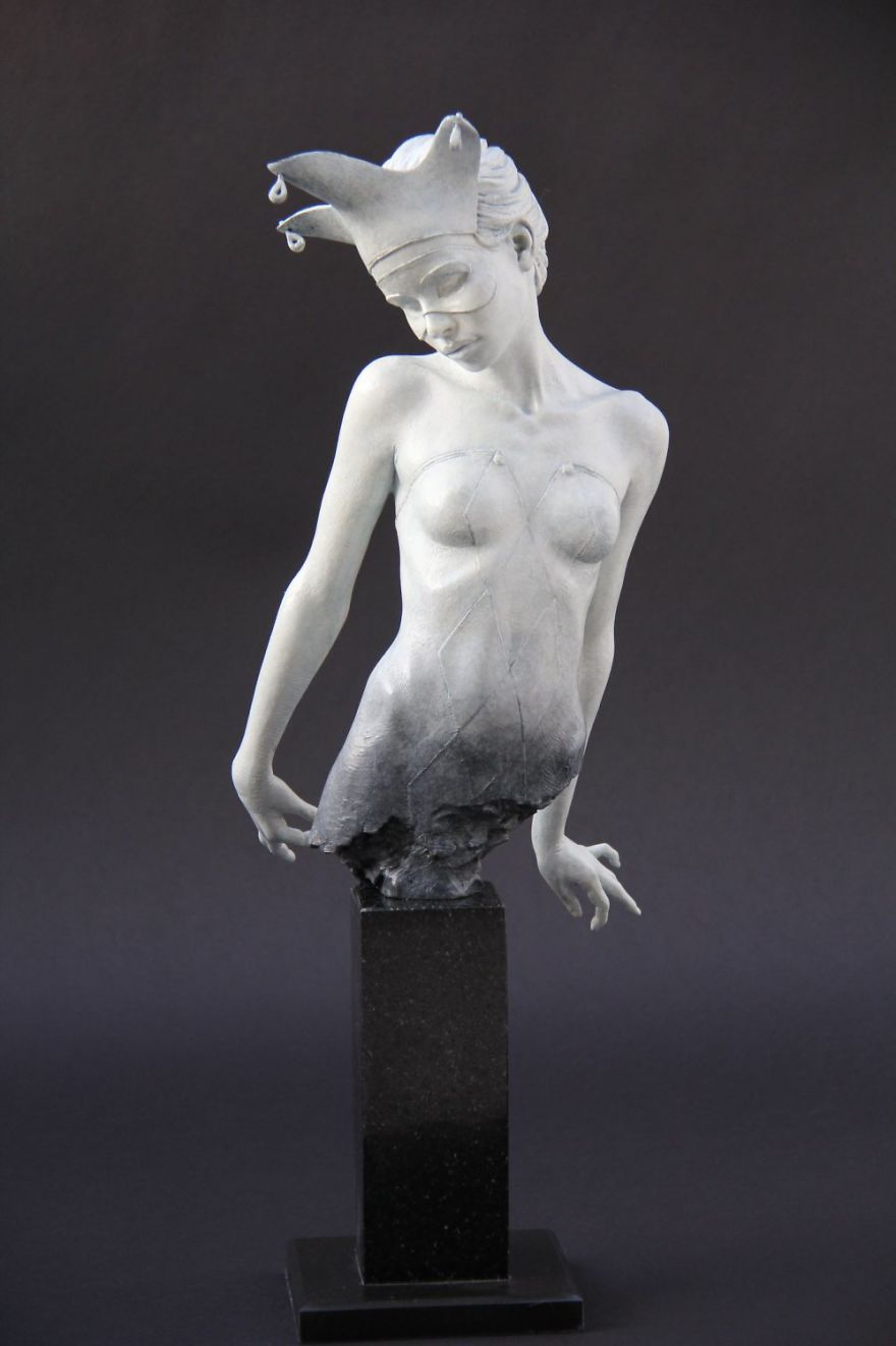 This Artist Makes Incredible Female Sculptures That Will Impress You