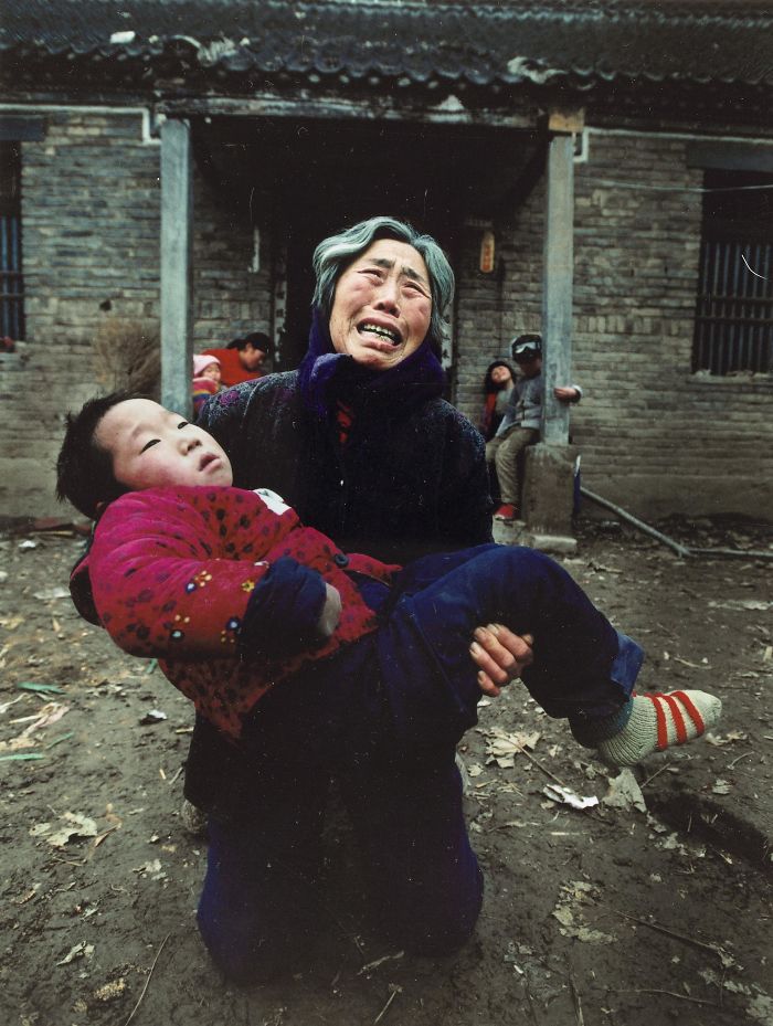 Award-Winning Photojournalist Disappears In China, And Here Are 21 Of His Pics China Don't Want You To See Award-Winning Photojournalist Disappears In China, And Here Are 21 Of His Pics China Don't Want You To See