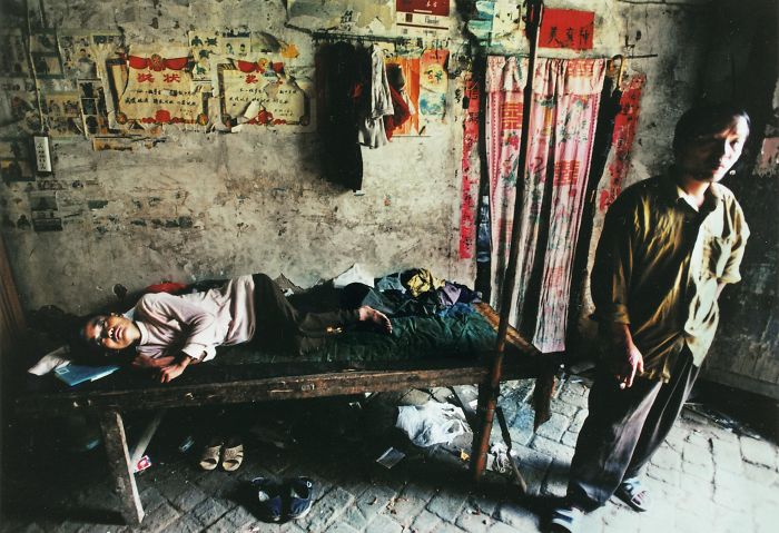 Award-Winning Photojournalist Disappears In China, And Here Are 21 Of His Pics China Don't Want You To See Award-Winning Photojournalist Disappears In China, And Here Are 21 Of His Pics China Don't Want You To See