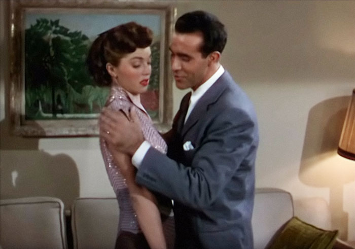 Radio Bans 'Baby It's Cold Outside' Over Claims It's A Rape Song, English Teacher Explains Its Real Meaning