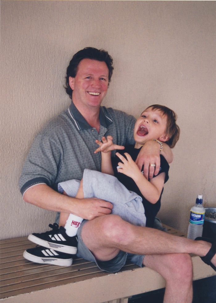 "I Adopted My Brother's Two Bengals When He Passed Away. I Did My Best To Build Them A Cat Jungle In My Basement And Make Him Proud" "I Adopted My Brother's Two Bengals When He Passed Away. I Did My Best To Build Them A Cat Jungle In My Basement And Make Him Proud"