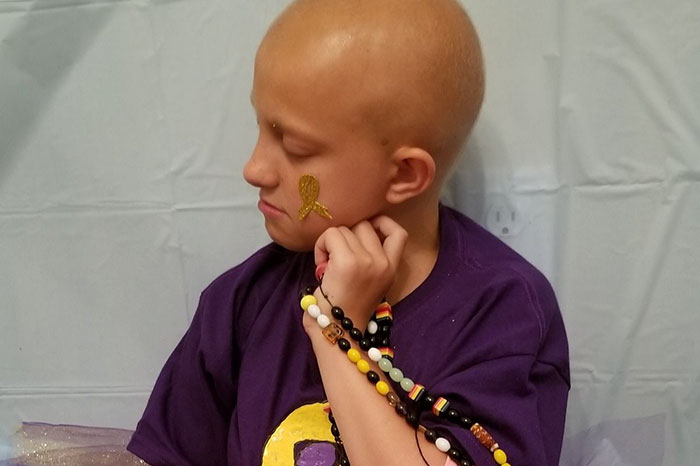 People Are Outraged At A Spa That Mocked A 10-Year-Old Cancer Patient And Called Her A Boy