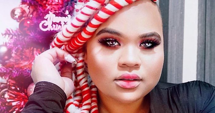 I Use Yarn Of Various Colors To Change My Hair Color