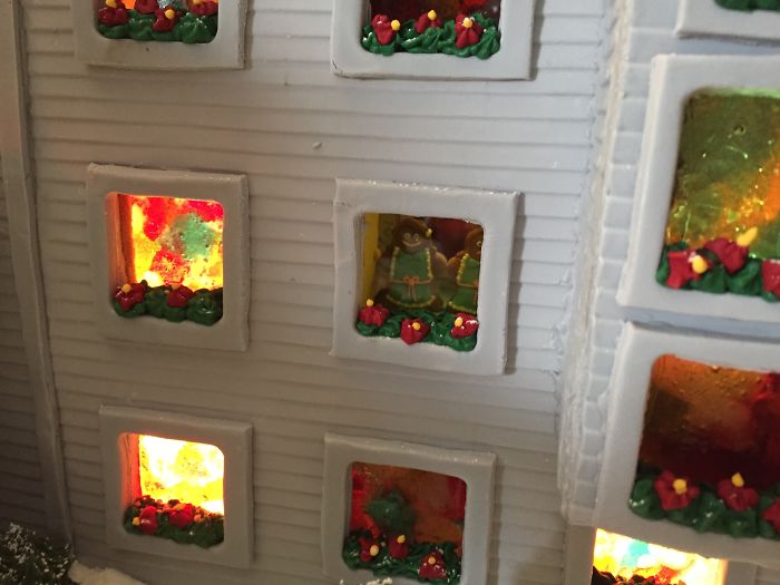 This Family Takes Gingerbread House Building To The Next Level, Destroys Them With An Axe Or Baseball Bat