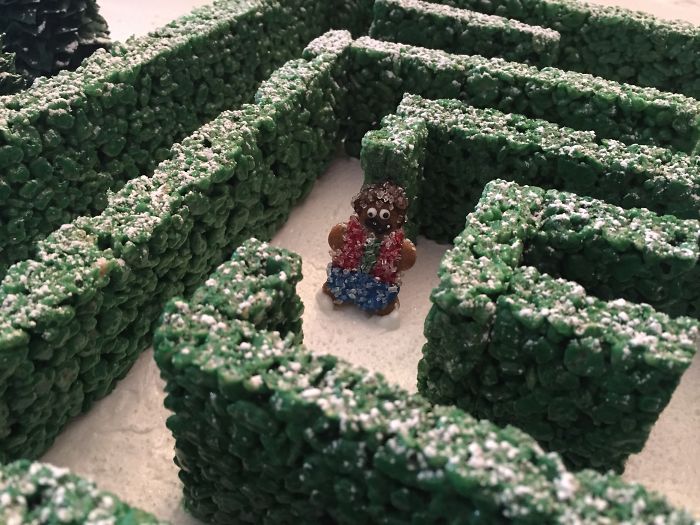 This Family Takes Gingerbread House Building To The Next Level, Destroys Them With An Axe Or Baseball Bat