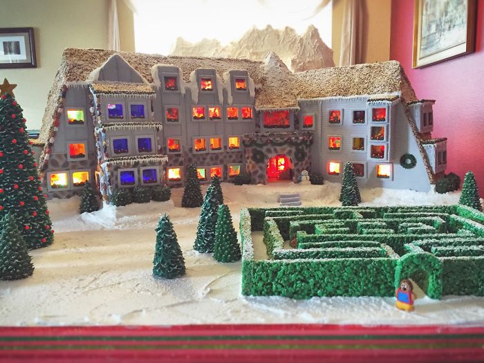 This Family Takes Gingerbread House Building To The Next Level, Destroys Them With An Axe Or Baseball Bat